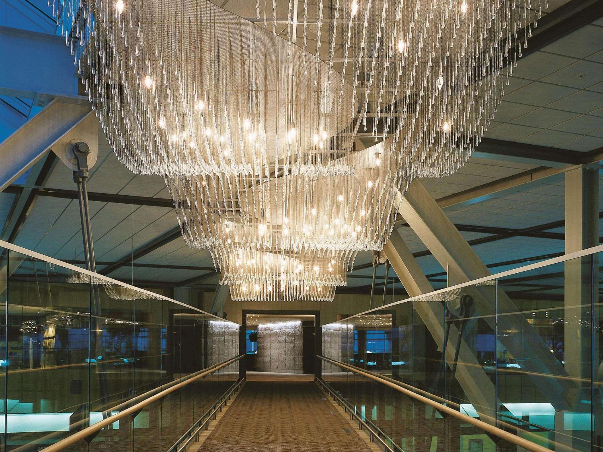 Fairmont Vancouver Airport In-Terminal Hotel Ричмонд Экстерьер фото The interior of the new terminal